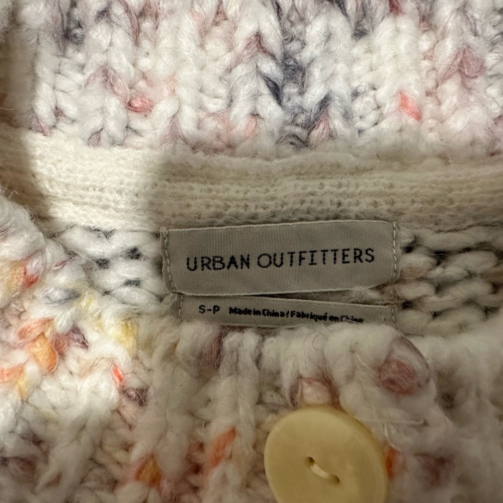 Urban Outfitters Multicolor Knit Cropped Cardigan (S) - Picture 3 of 6